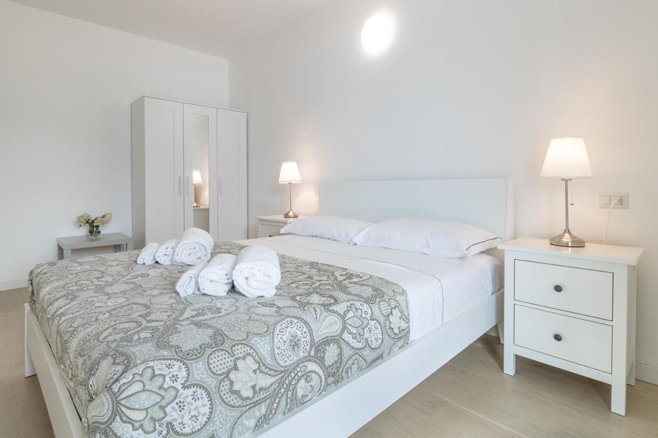 Apartment Azalea - Cremia Bagian luar foto
